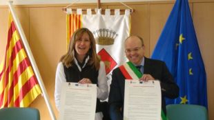 Un instant durant la cerimònia d'agermanament entre els dos municipis  © ACN