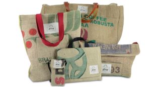 El en primer any de vida, el projecte 'Bolsos con alma' ha creat cinc models
