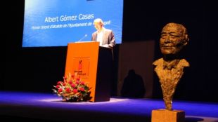 El primer tinent d'alcalde de Palafrugell, Albert Gómez, ha iniciat la lectura © ACN