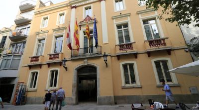 Dos detinguts per estafar comerços de Blanes fent-se passar per funcionaris municipals