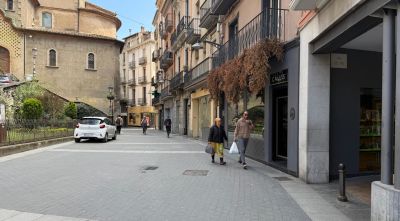 Olot ampliarà el Pla d’Usos per limitar la concentració de negocis a tota la ciutat