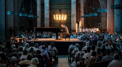 Carles Cases inaugura l’Istiu amb un concert íntim a Castelló d’Empúries