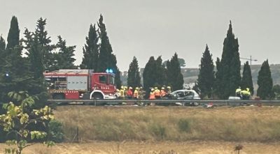 Cinc ferits, tres de gravetat, en un xoc entre dos turismes a l'N-II a Figueres