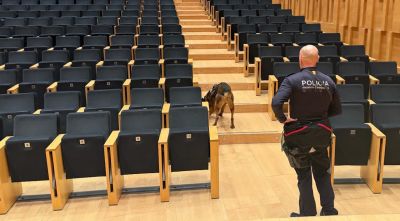 Mossos i Gendarmeria reforcen la cooperació amb unitats canines