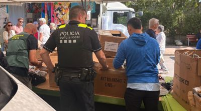 Decomissen 940 productes falsificats valorats en 158.000 euros al mercat de Palamós