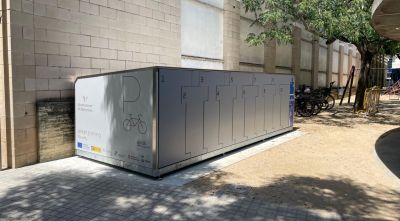 Banyoles estrena tres aparcaments tancats i segurs per a bicicletes i patinets