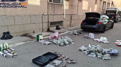 Enxampen un conductor contra direcció a la Jonquera i amb 100 quilos de droga al cotxe