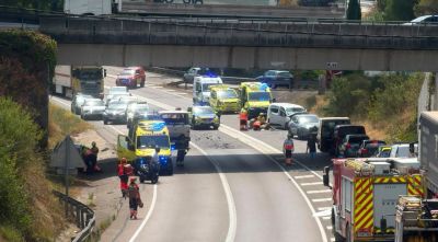 Un ferit crític i un de greu en un xoc entre dos vehicles a la C-66 a Sant Julià de Ramis