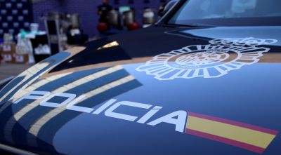 Intervenen prop de 2.900 productes falsificats en cinc botigues de Lloret de Mar