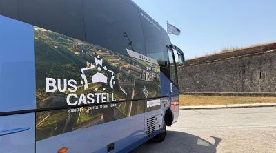 El Bus Castell de Figueres transporta més de 900 usuaris en un mes d'estiu