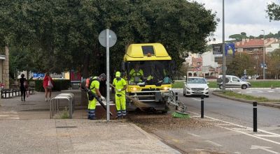 Girona intensifica la neteja i suspèn activitats per les fortes pluges