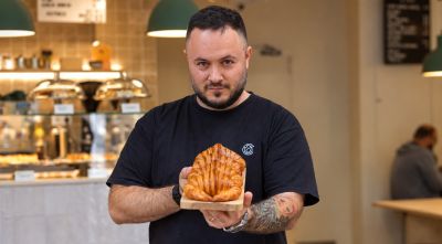 El croissant de Jon Cake a Girona, coronat com el segon millor d'Espanya