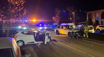 Tres ferits, un de greu, en un xoc entre dos turismes a Llagostera