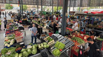 Figueres posa a concurs cinc parades del mercat de fruita i verdura