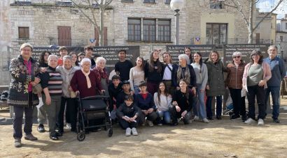 Una exposició a Banyoles reivindica la memòria d’una generació de dones treballadores