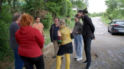 Veïns de Porqueres denuncien quotes de fins a 100.000 euros per arreglar una urbanització