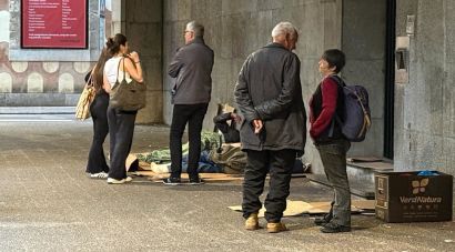 Girona gairebé dobla el nombre de persones que dormen al carrer en només dos anys