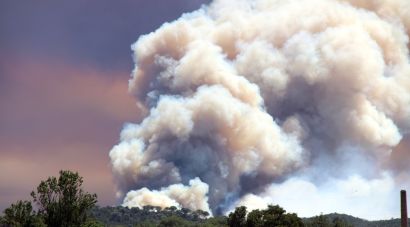 Illa i els Bombers demanen ajuda a la UME per a l’incendi de la Bisbal