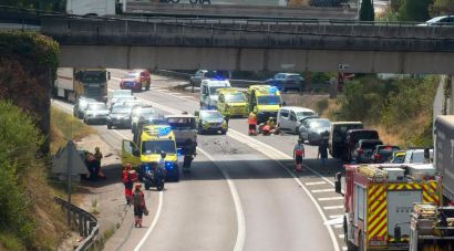 Un ferit crític i un de greu en un xoc entre dos vehicles a la C-66 a Sant Julià de Ramis