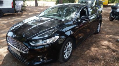 Denunciat un empresari de taxis per circular amb distintius VTC falsos a Vilobí d’Onyar