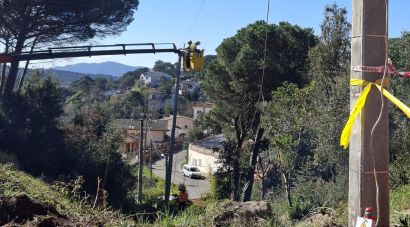 Endesa quadruplica les desconnexions preventives a Girona per l’augment del risc d’incendi