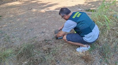 Investiguen un home per capturar ocells il·legalment amb reclams vius a Santa Llogaia d’Àlguema