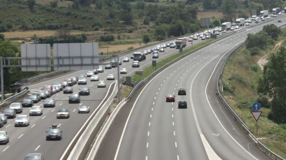 Trànsit preveu restriccions de camions a l'AP-7 a Maçanet per al pont del 12 d'octubre