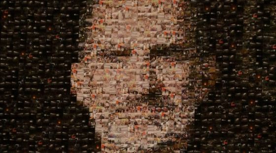 Girona penja un retrat de Felip VI a la sala de plens fet amb un mosaic de fotos de l'1-O