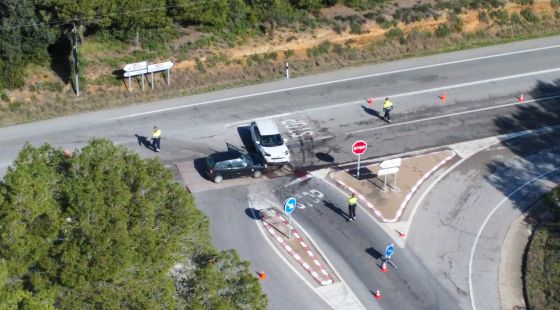 Topada entre dos turismes a l'encreuament de l'N-260 amb la C-36 a Ordis