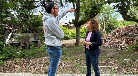Flaçà accelera l’enderroc de les cases ocupades de l’antiga paperera