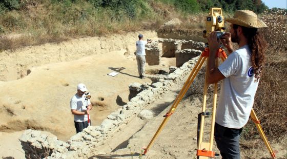 Descobreixen un barri ibèric inèdit fora muralles de la ciutat d’Ullastret