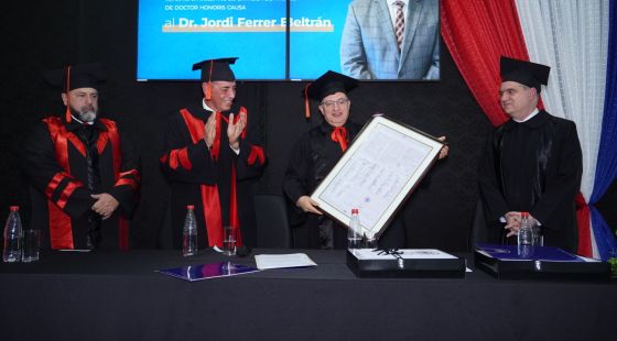 Un professor de la UdG, investit Doctor Honoris Causa per una universitat del Paraguai