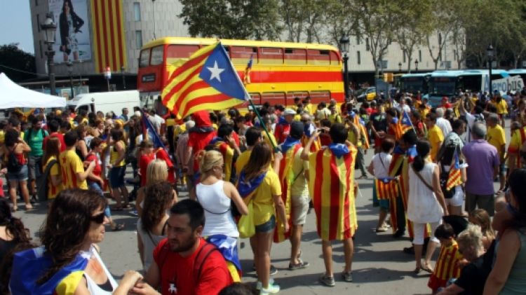 La plaça Catalunya s'ha omplert d'estelades i senyeres © ACN