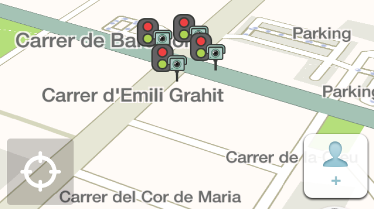 Captura de pantalla de Waze en un carrer de Girona
