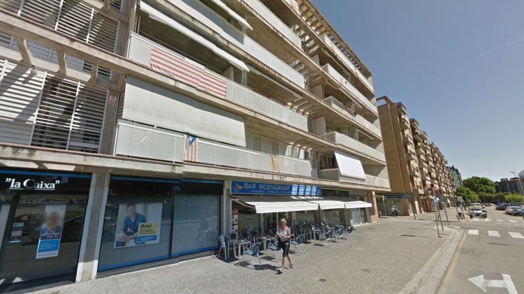 Façana de l'immoble on va tenir lloc el robatori