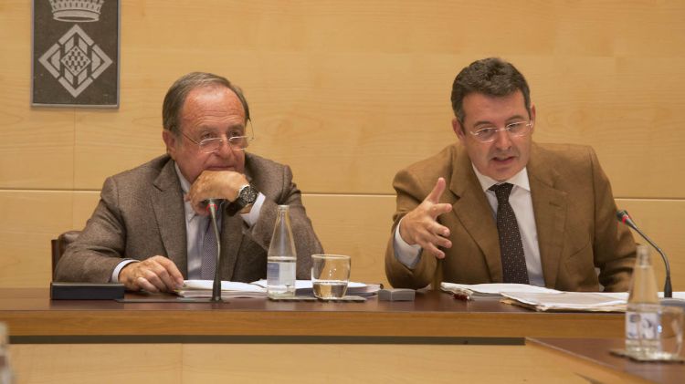 Joan Giraut i Miquel Noguer, ahir al ple de la Diputació de Girona © Martí Artalejo