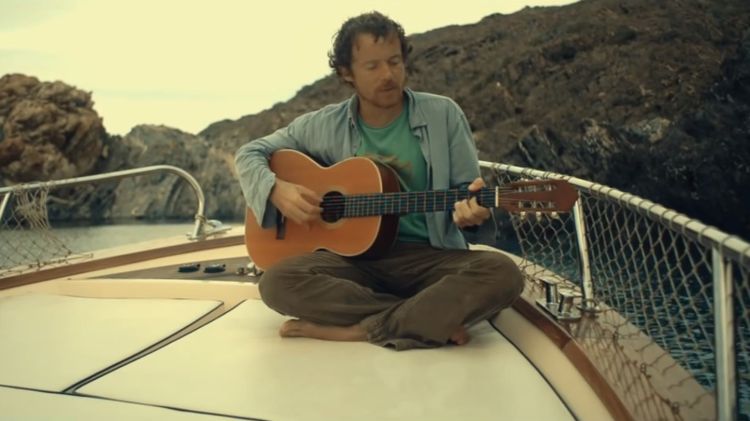 Damien Rice en un fotograma del clip al Cap de Creus © YouTube