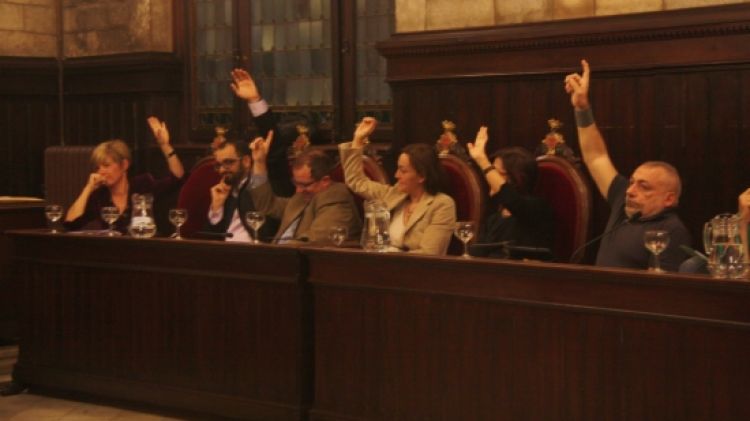 Els sis regidors del PSC, dels quals a partir d'avui només mantindrà el carnet del PSC Sílvia Paneque © ACN