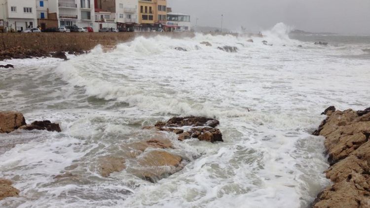 Temporal de llevant a l'Escala (arxiu)