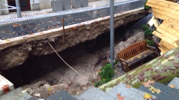 El tram de Rambla esfondrat © Ajuntament de Figueres