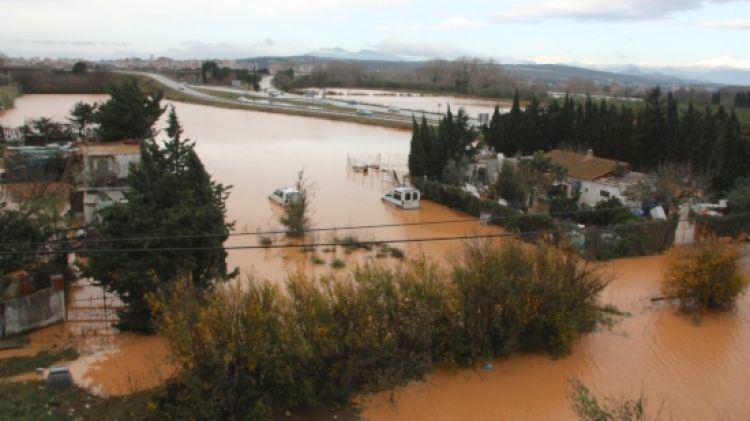 Camps inundats a les rodalies de Figueres © ACN
