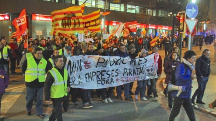 Unes 200 persones s'han manifestat aquesta tarda a Girona © ACN