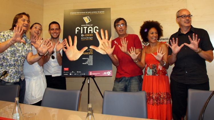 Els representants del Fitag durant la presentació del programa de l'edició 2010 © ACN