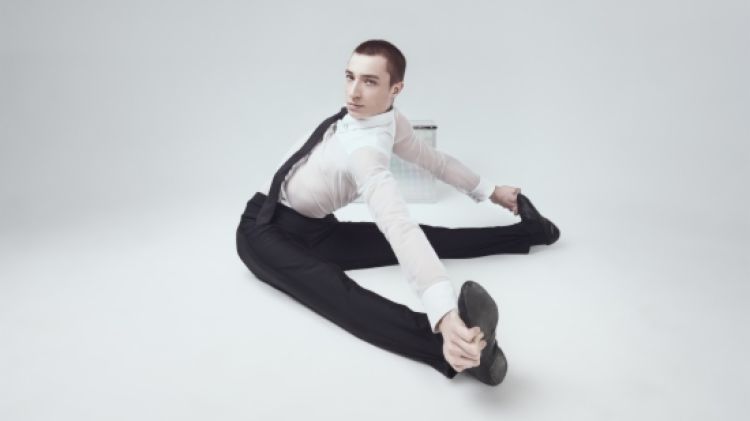 El contorsionista rus Alexandr Batuev © ACN