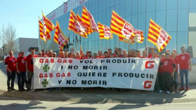 Els treballadors de Gas Gas, aquesta tarda © ACN