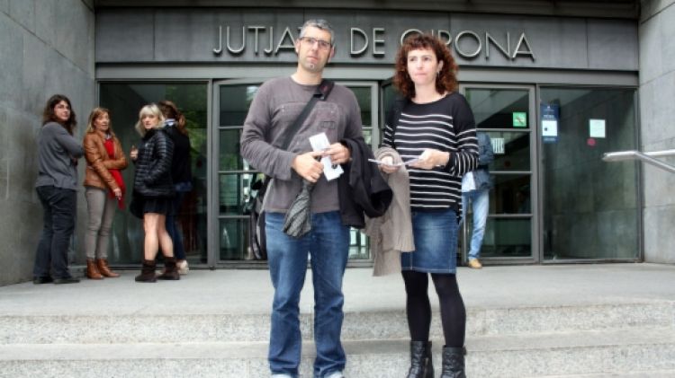 El portaveu de la CUP a Girona, Jordi Navarro, i l'advocada Montserrat Vinyets © ACN