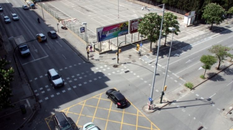 Cruïlla de la carretera Barcelona amb Emili Grahit on hi han càmeres © ACN
