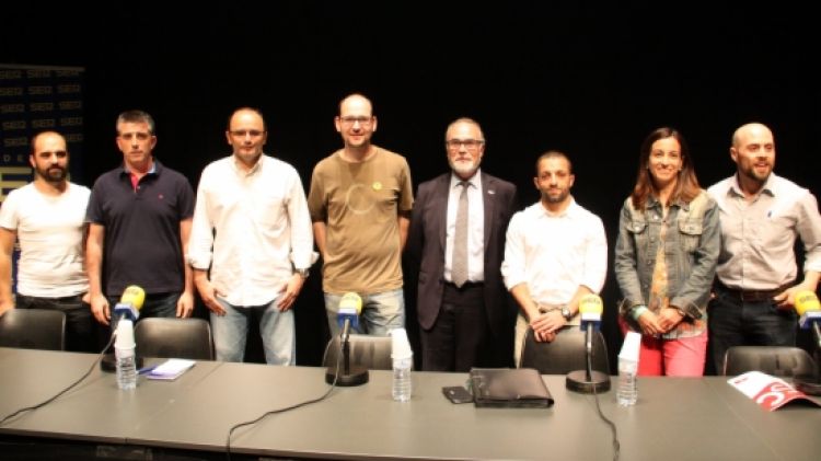 Els candidats de CiU, PSC, PxC, Ips-CUP, PPC i ERC a Salt, just abans de començar el debat © ACN