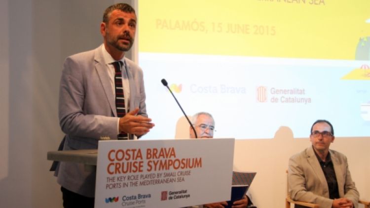 Santi Vila, aquest matí al primer simposi internacional de creuers de Palamós © ACN