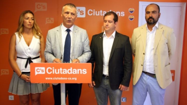 D'esquerra a dreta, Sheila Arias, Jean Castel, Alfonso Sánchez i Marc Tarrús © ACN